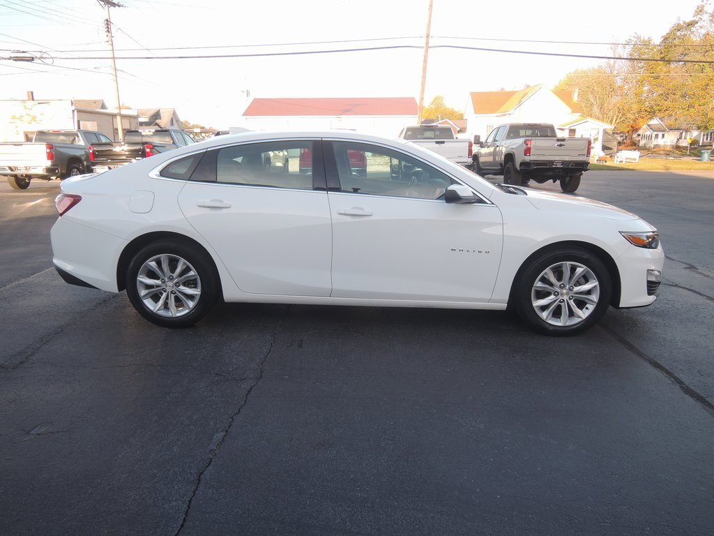 Used 2022 Chevrolet Malibu 1LT with VIN 1G1ZD5ST1NF195149 for sale in Gas City, IN