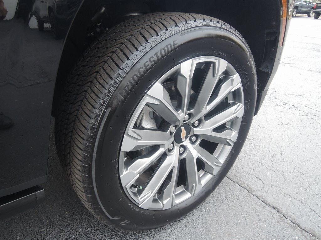 2025 Chevrolet Suburban High Country - Photo 48
