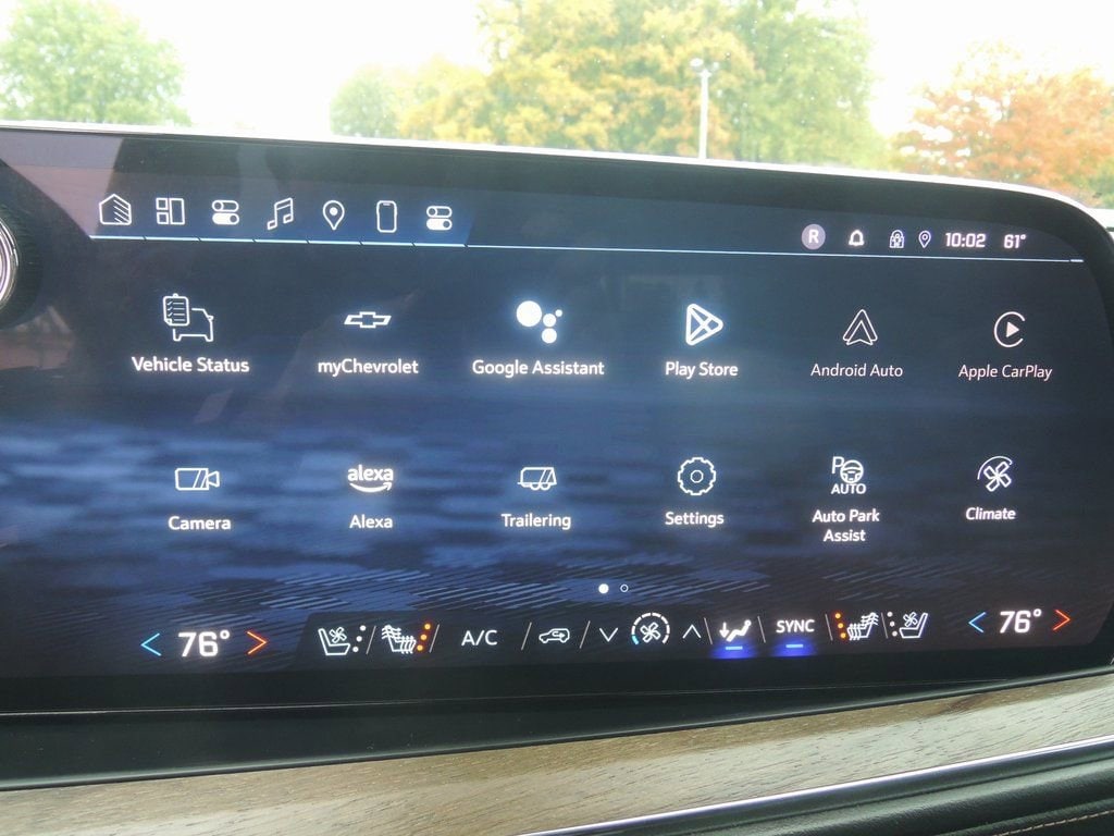 2025 Chevrolet Suburban High Country - Photo 19
