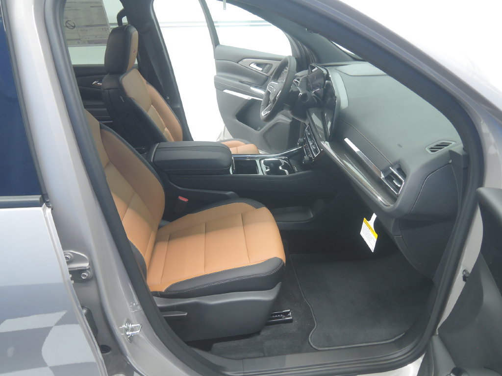2027 Chevrolet Traverse Z71 - Photo 39