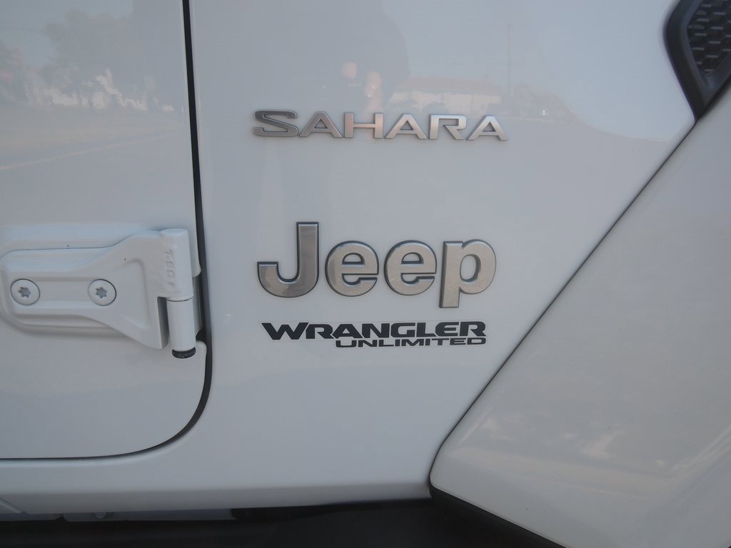 2019 Jeep Wrangler Unlimited Sahara photo 3