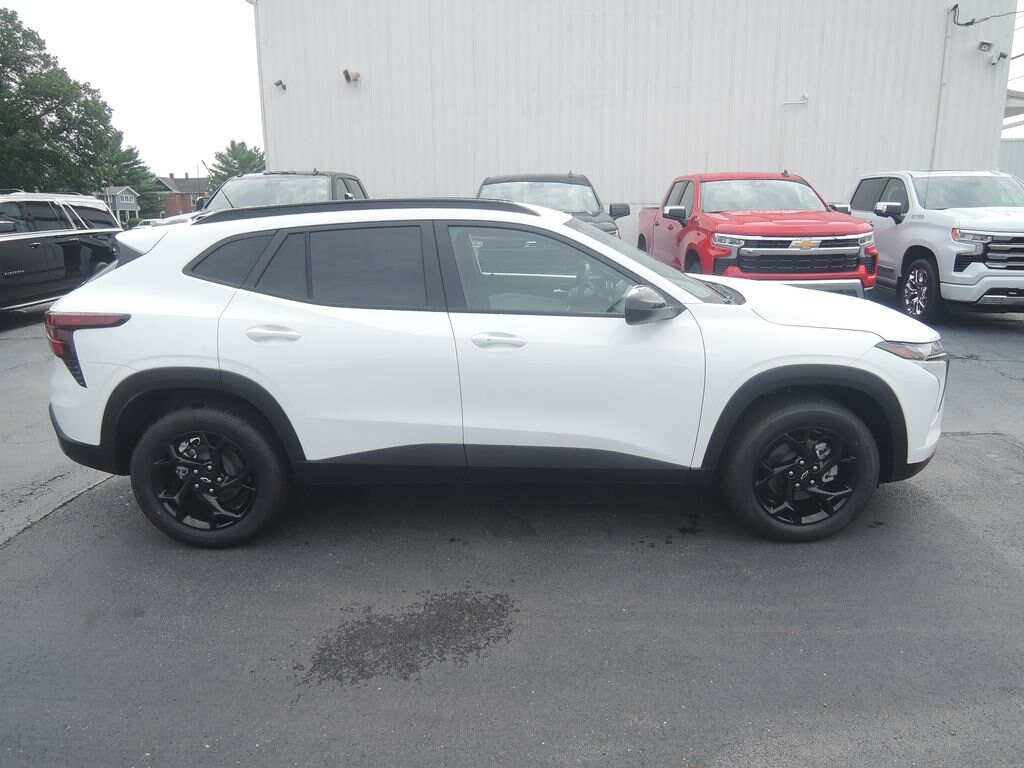 New 2026 Chevrolet Trax LT SUV