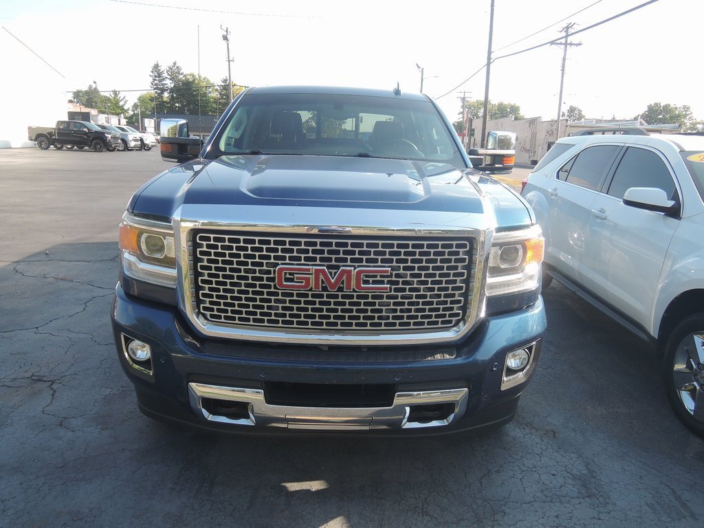 2016 Gmc Sierra 2500 HD Denali photo 2