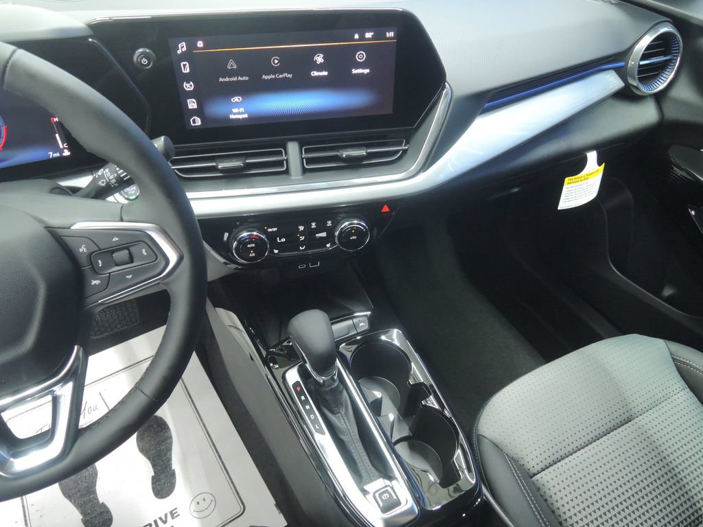 2026 Chevrolet Trax LT - Photo 17