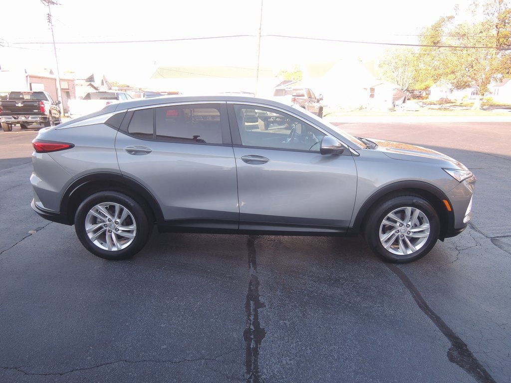 Used 2024 Buick Envista Preferred SUV