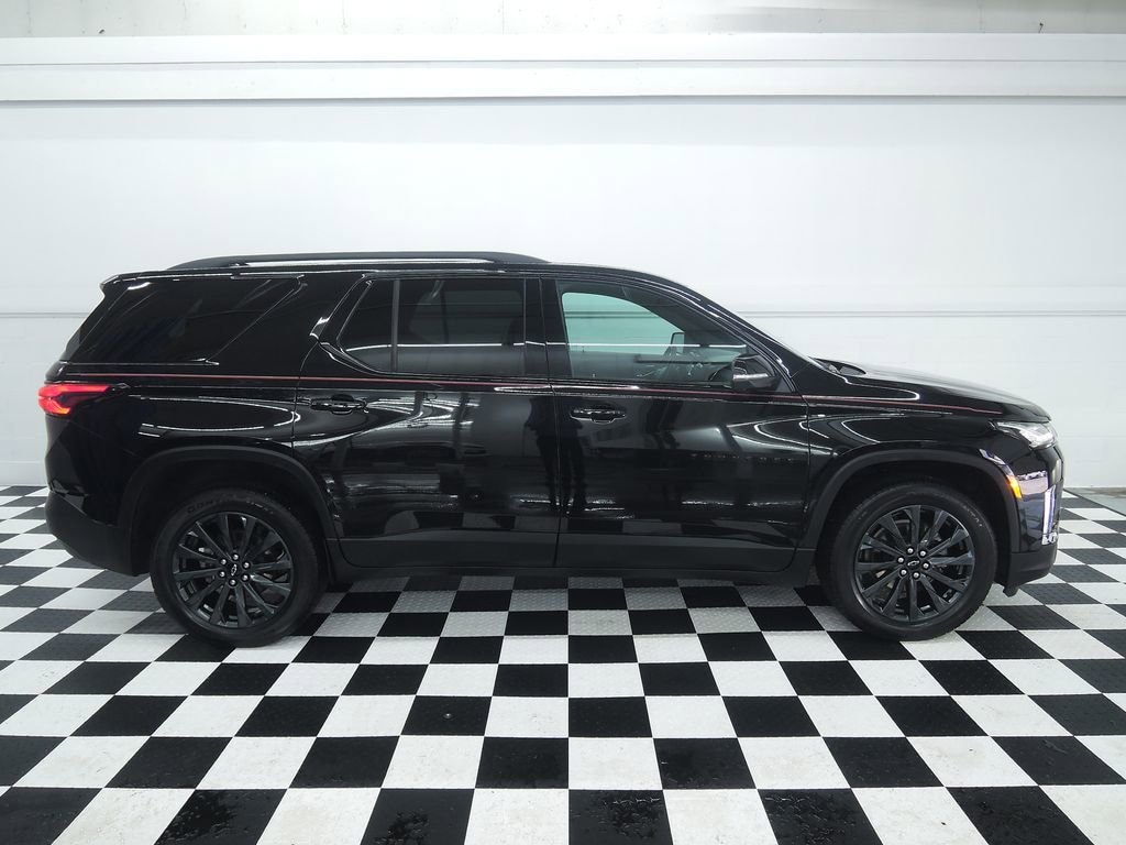 Used 2023 Chevrolet Traverse RS SUV