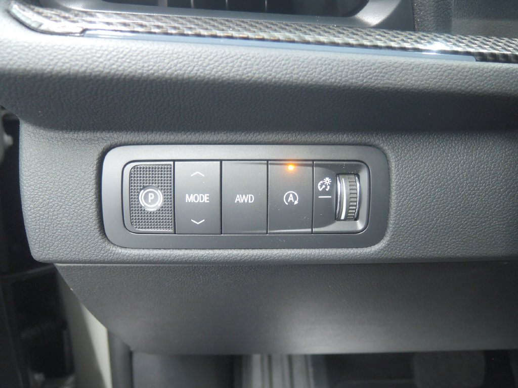 2027 Chevrolet Traverse Z71 - Photo 24