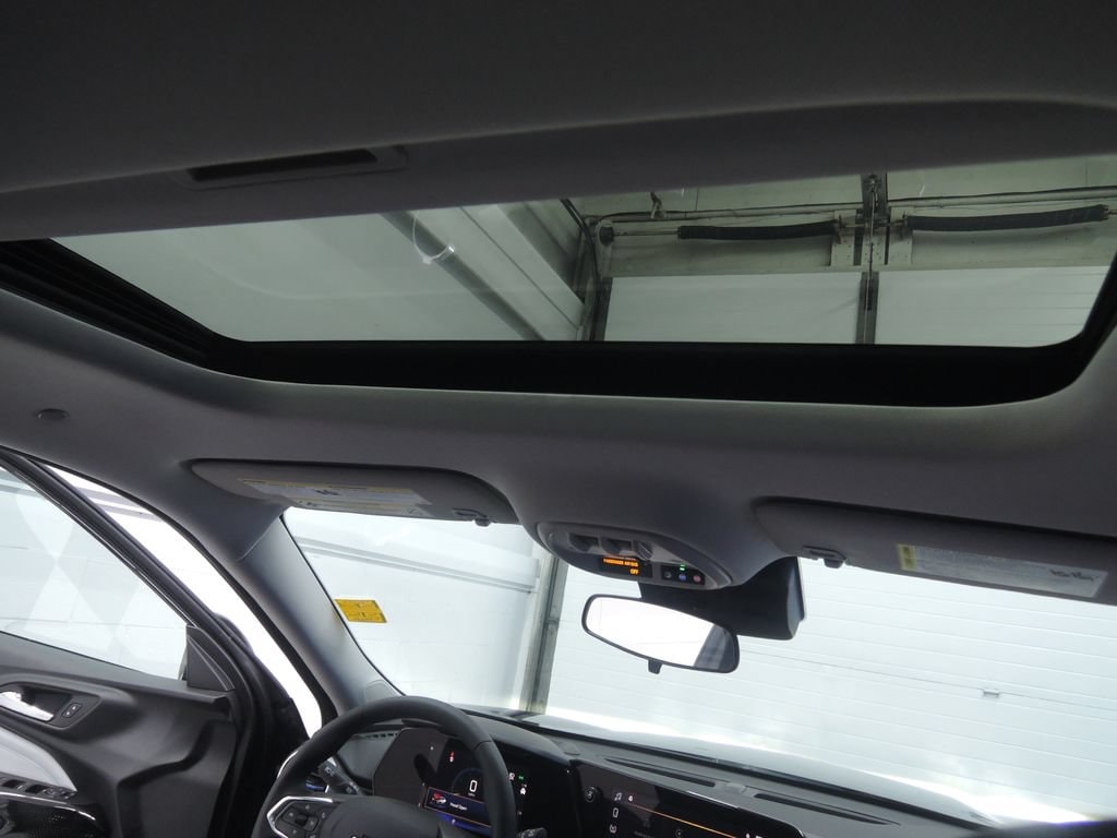 2026 Chevrolet Trax LT - Photo 32