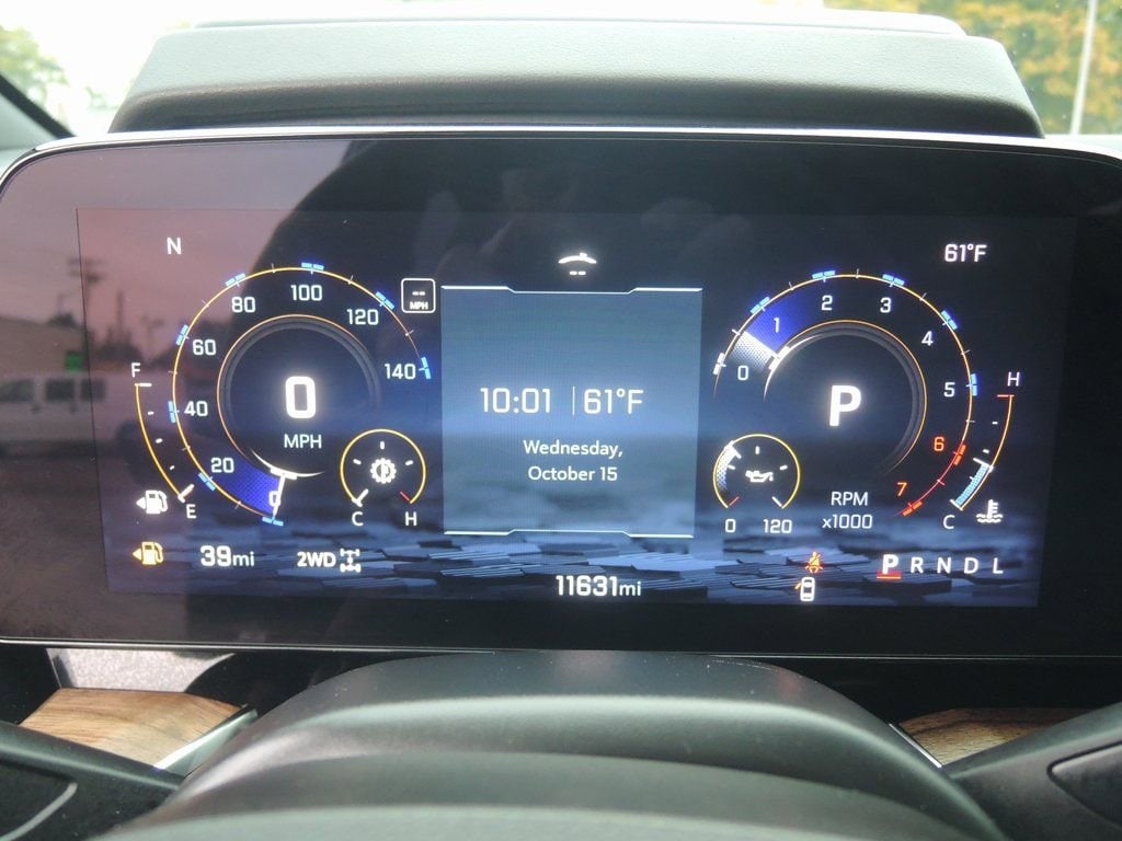 2025 Chevrolet Suburban High Country - Photo 14