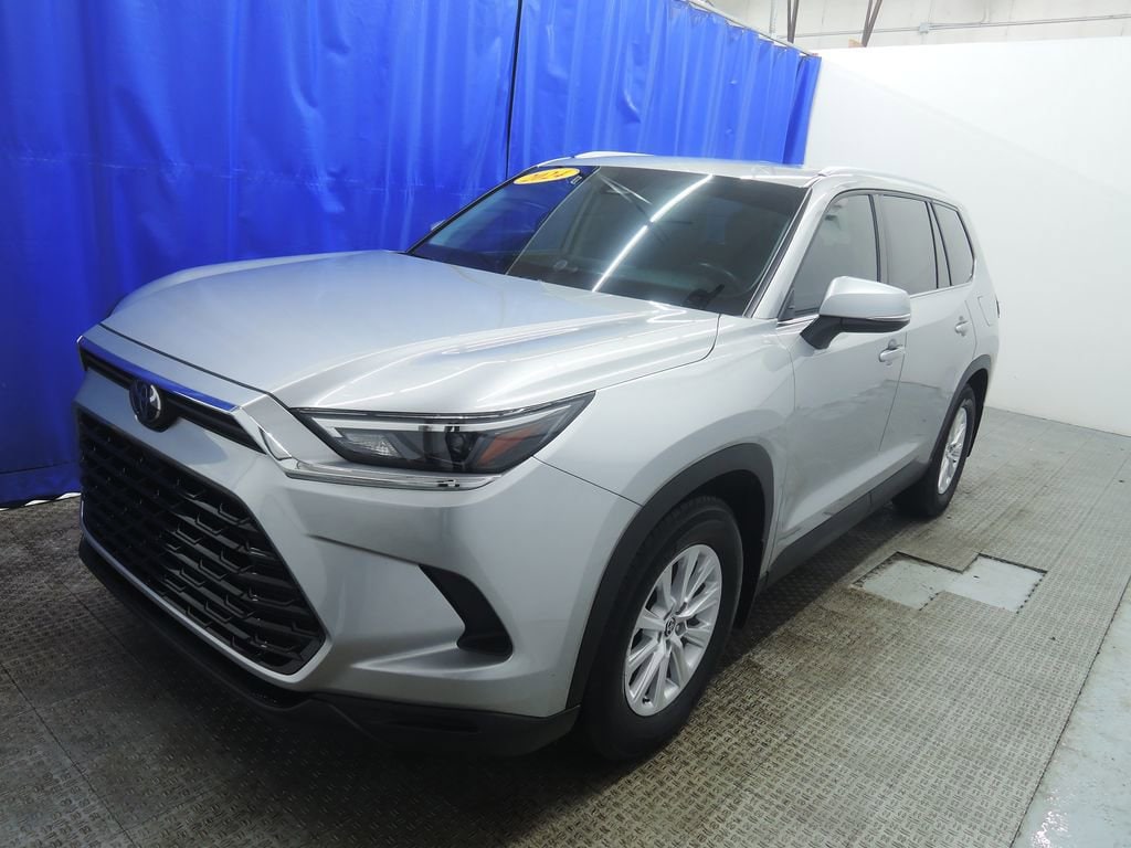 Used 2024 Toyota Grand Highlander XLE