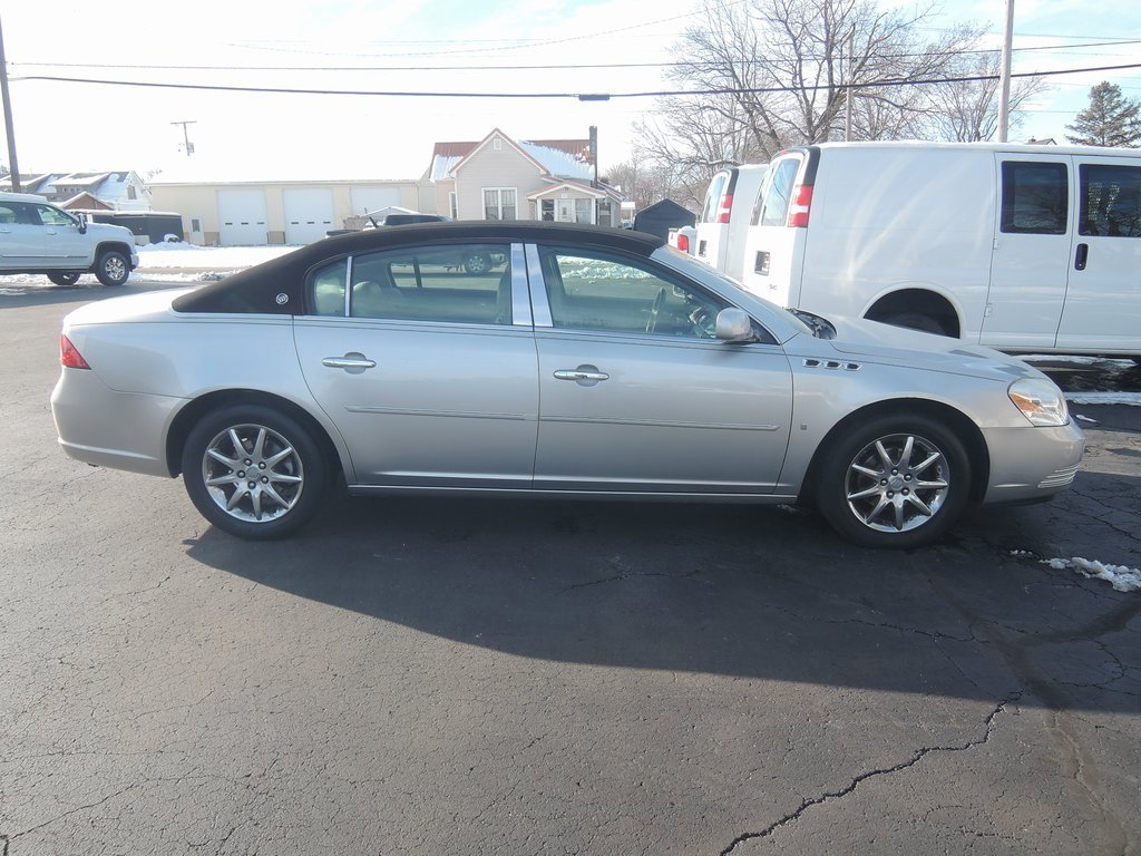 2007 Buick Lucerne CXL photo 2