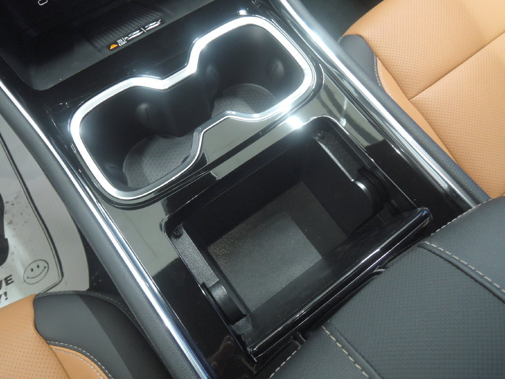 2027 Chevrolet Traverse Z71 - Photo 20