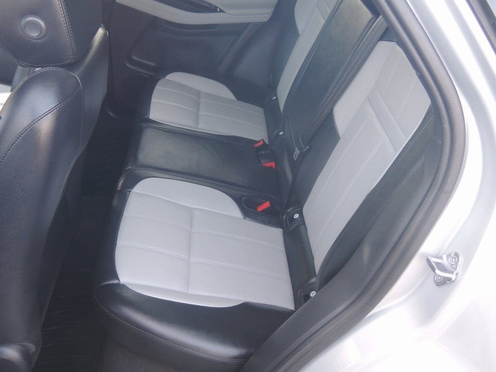 2022 Land Rover Range Rover Evoque S - Photo 27