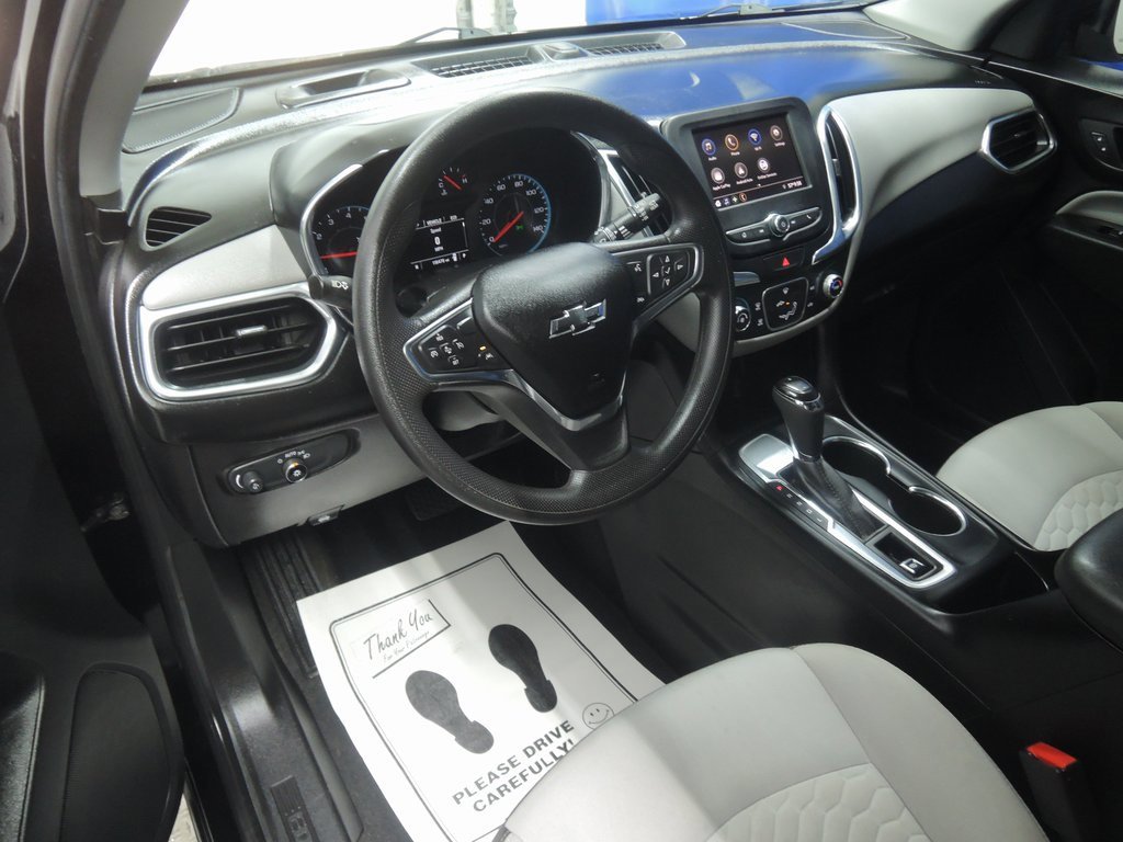 2020 Chevrolet Equinox LS photo 4