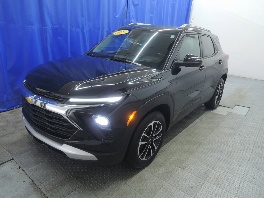 Used 2024 Chevrolet Trailblazer LT SUV