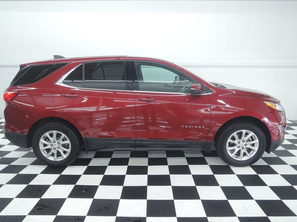 Used 2018 Chevrolet Equinox LT with VIN 2GNAXJEV4J6305074 for sale in Gas City, IN