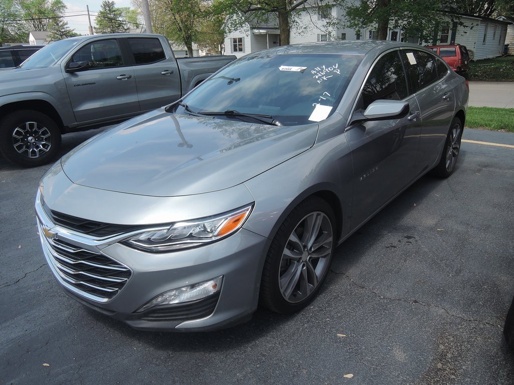2023 Chevrolet Malibu 2LT photo 3