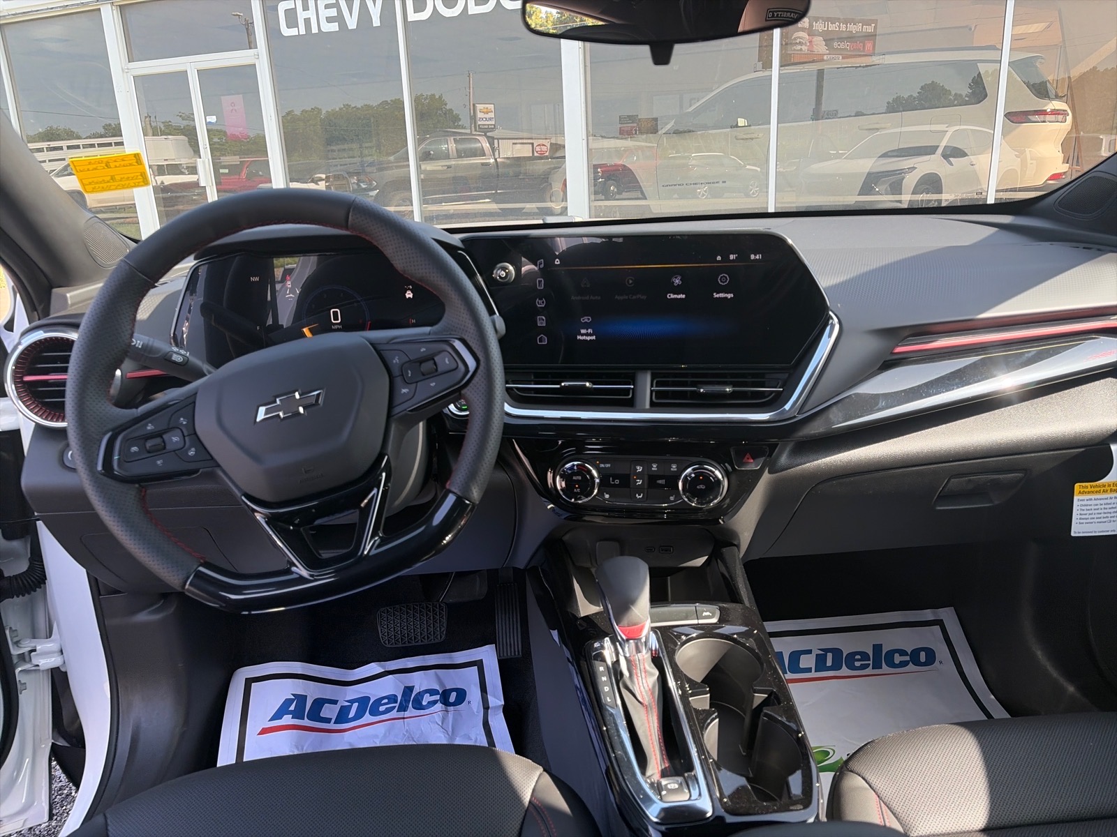 2026 Chevrolet Trax RS - Photo 6