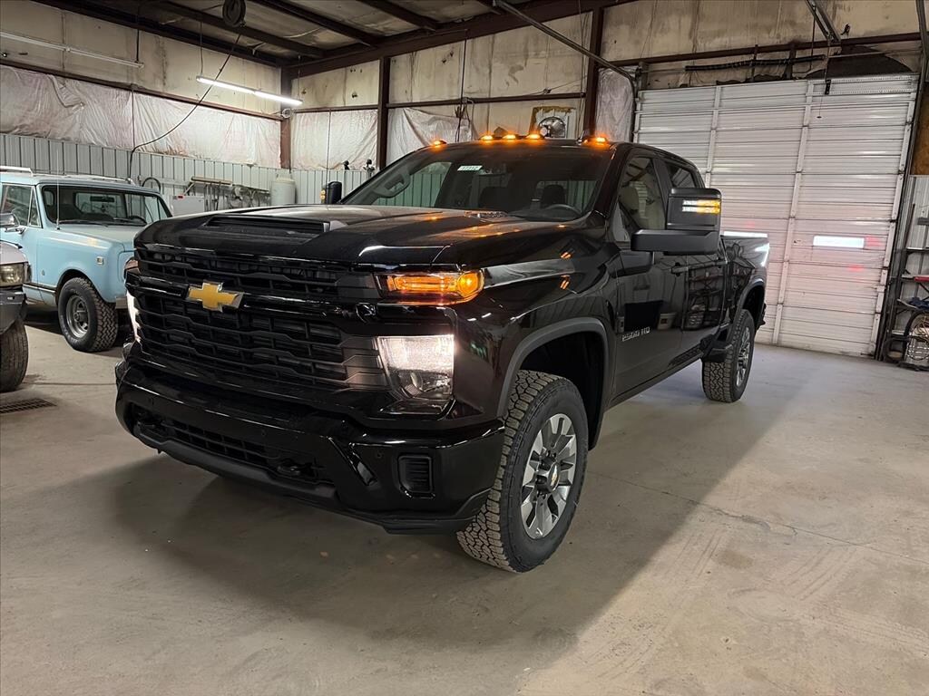 New 2026 Chevrolet Silverado 2500 HD Custom Truck Crew Cab
