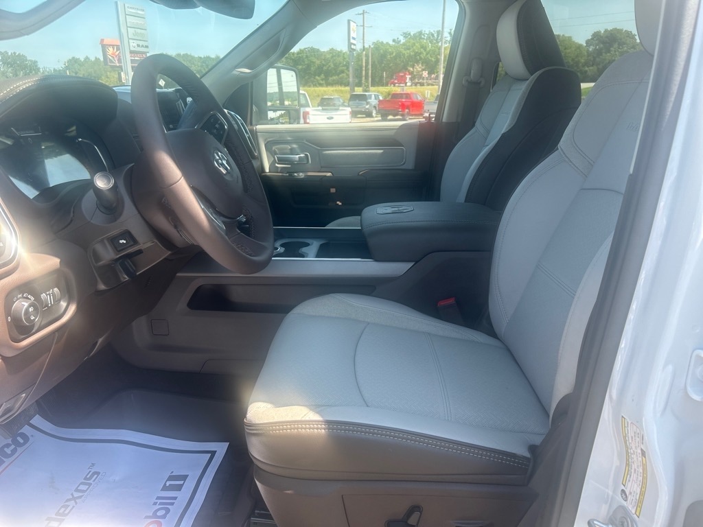 2026 RAM 2500 Laramie - Photo 6
