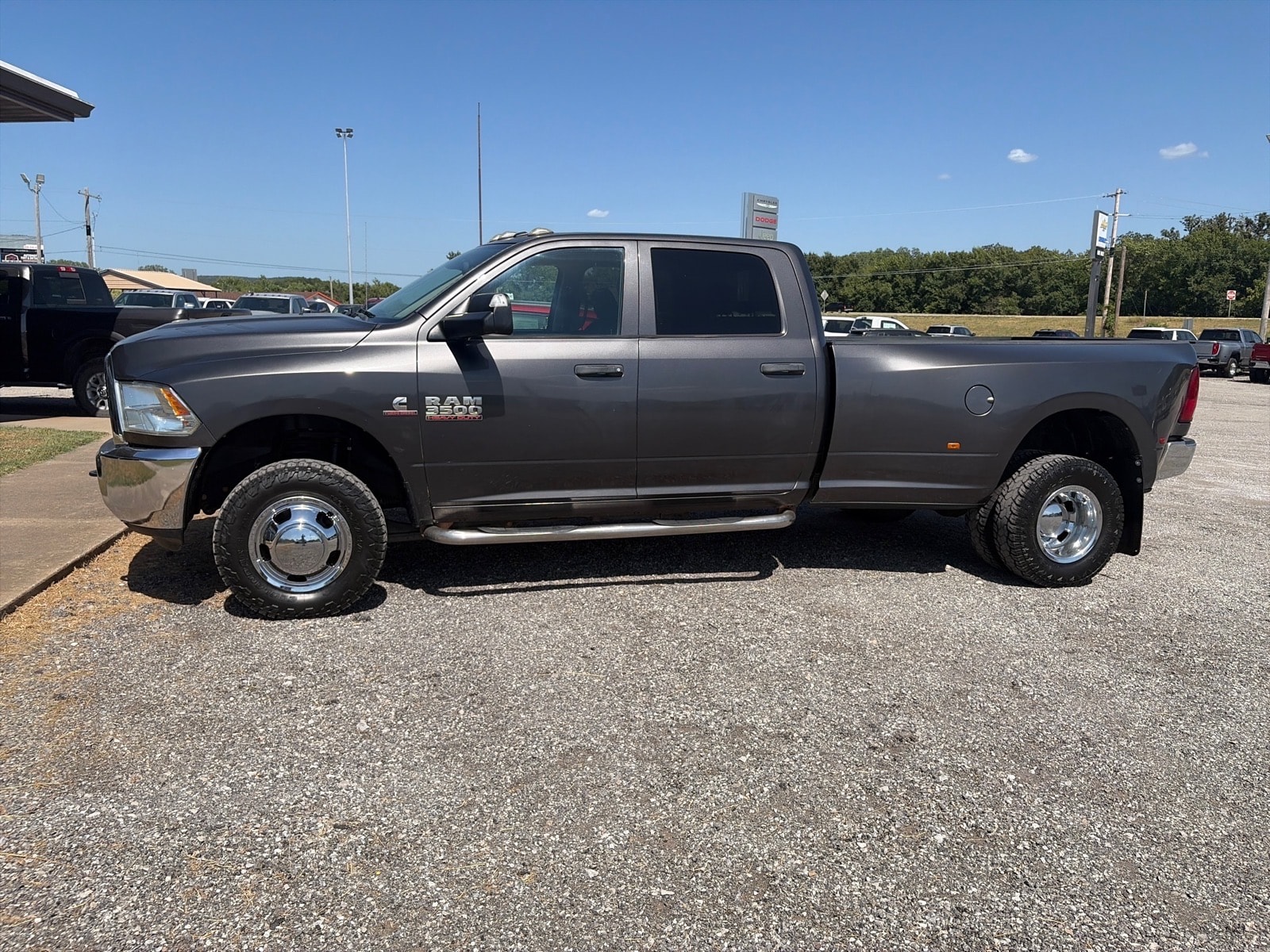  2016 RAM 3500 Tradesman Crew Cab LB DRW 4WD   