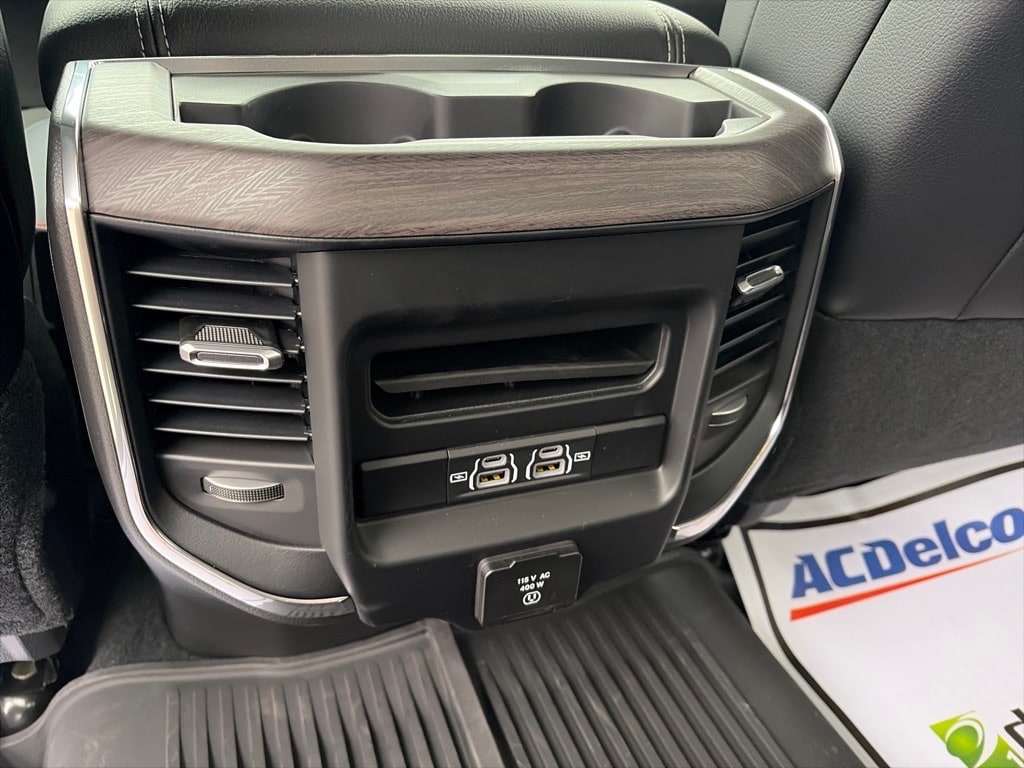 2026 RAM 2500 Laramie - Photo 8