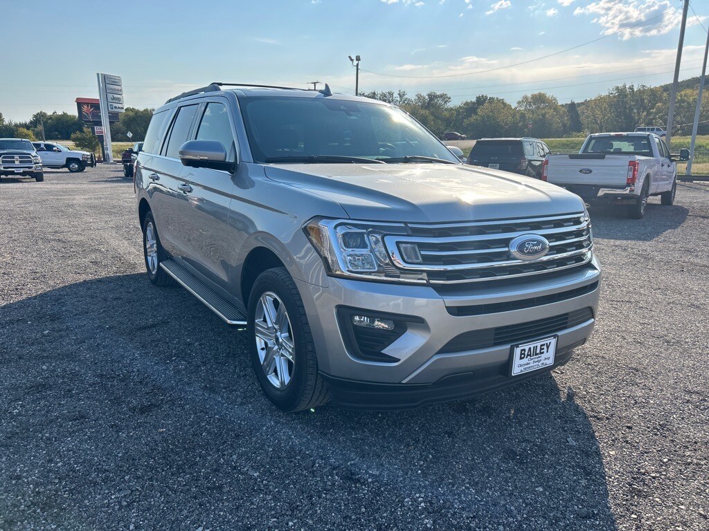 2020 Ford Expedition XLT photo 2