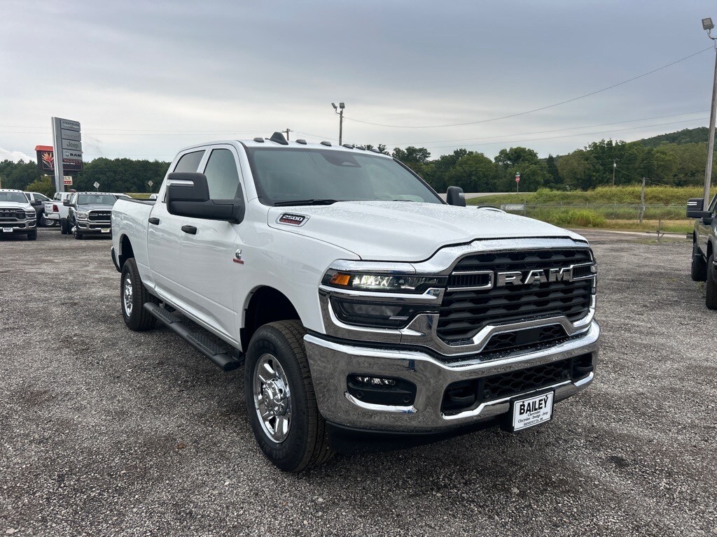 2026 Ram 2500 Tradesman photo 3
