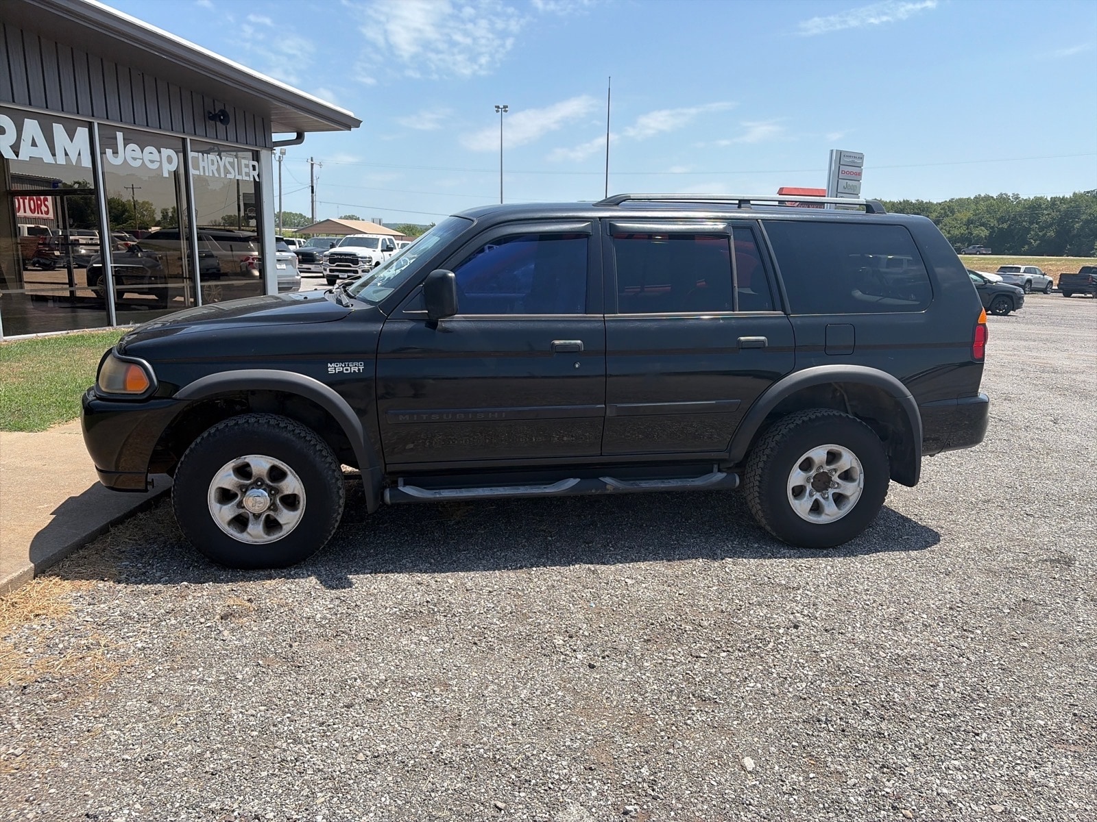 2002 Mitsubishi Montero Sport