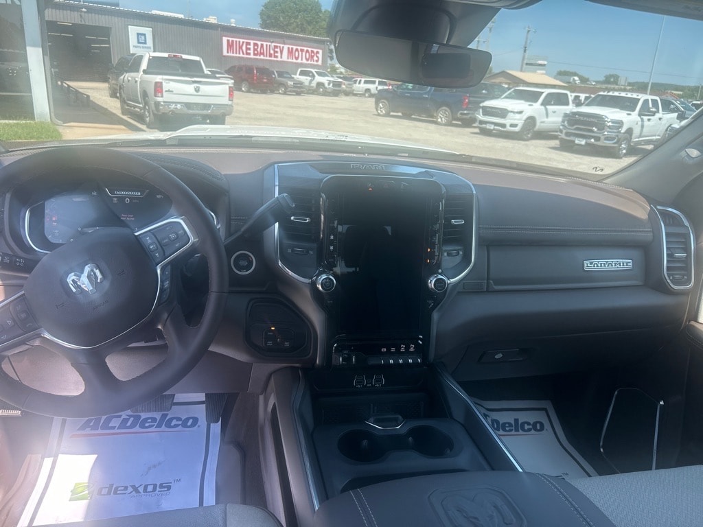 2026 RAM 2500 Laramie - Photo 8