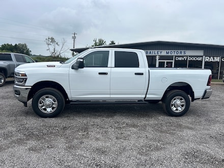 2026 Ram 2500 TRADESMAN CREW CAB 4X4 6'4 BOX Pickup