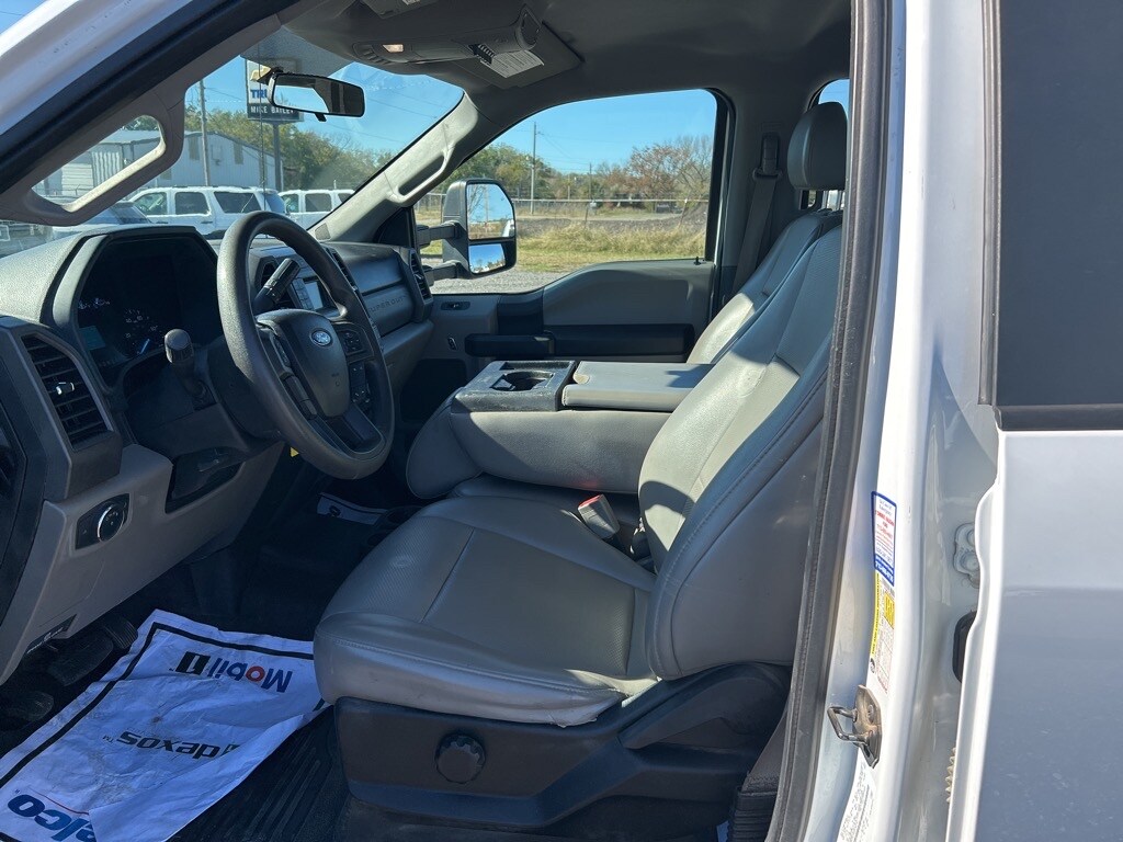 2019 Ford F-350 XL photo 4