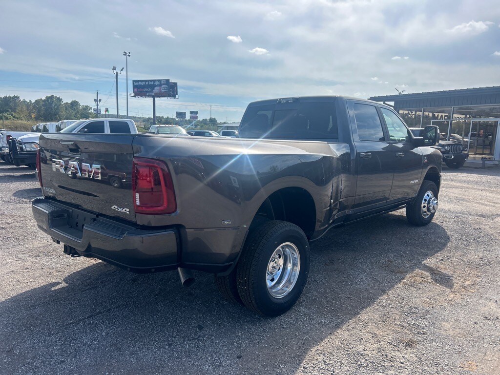 2026 Ram 3500 Laramie photo 3