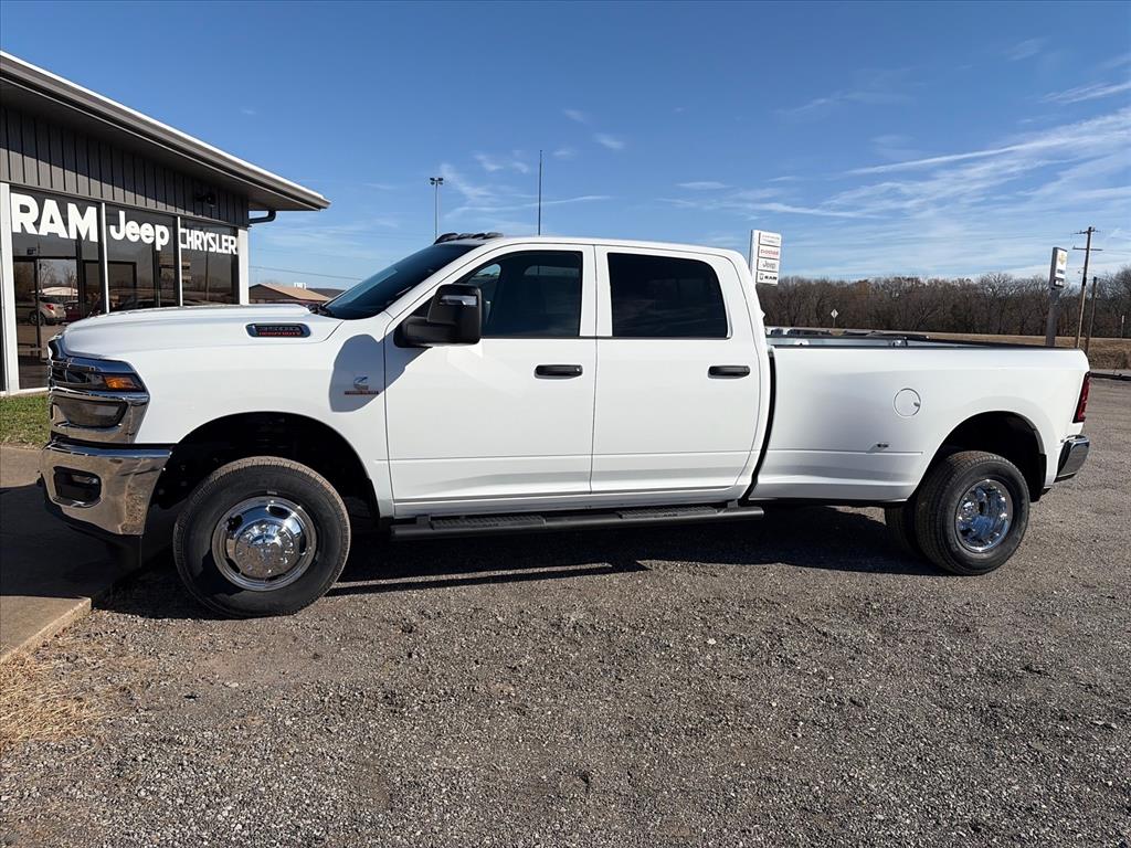 2026 RAM Ram 3500 Pickup Tradesman's photo