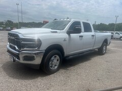 2025 Ram 2500 TRADESMAN CREW CAB 4X4 8' BOX Pickup