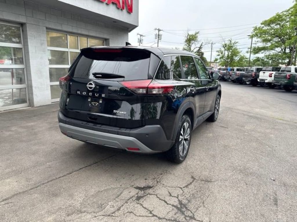 Used 2023 Nissan Rogue SV SUV