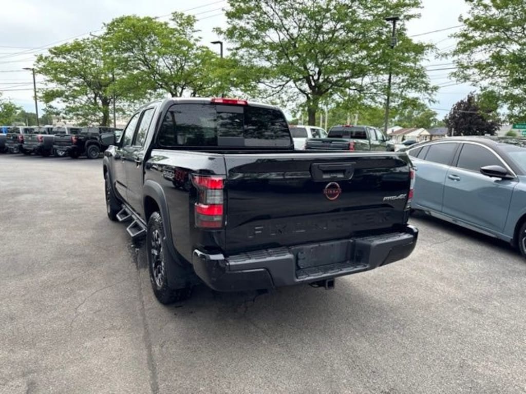 Used 2023 Nissan Frontier PRO-4X Truck