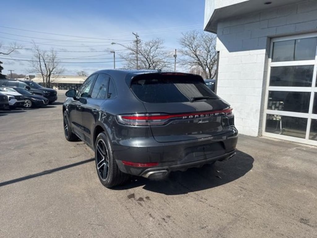 Used 2021 Porsche Macan Base SUV