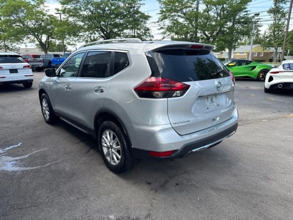 Used 2020 Nissan Rogue SV SUV