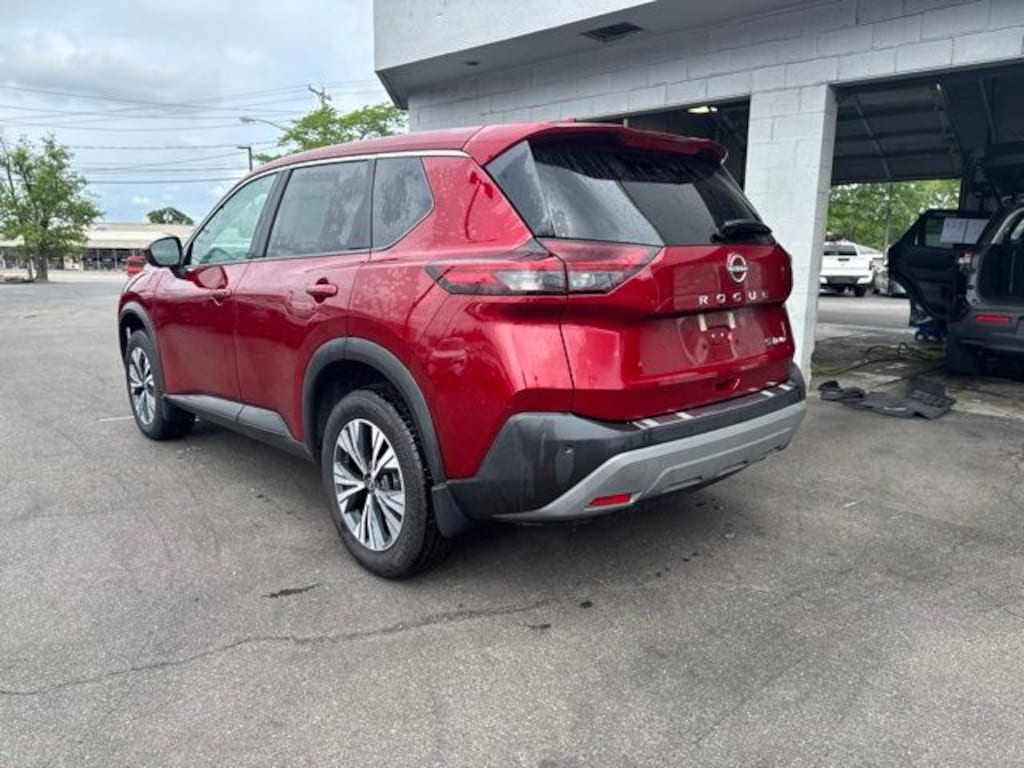 Used 2023 Nissan Rogue SV SUV