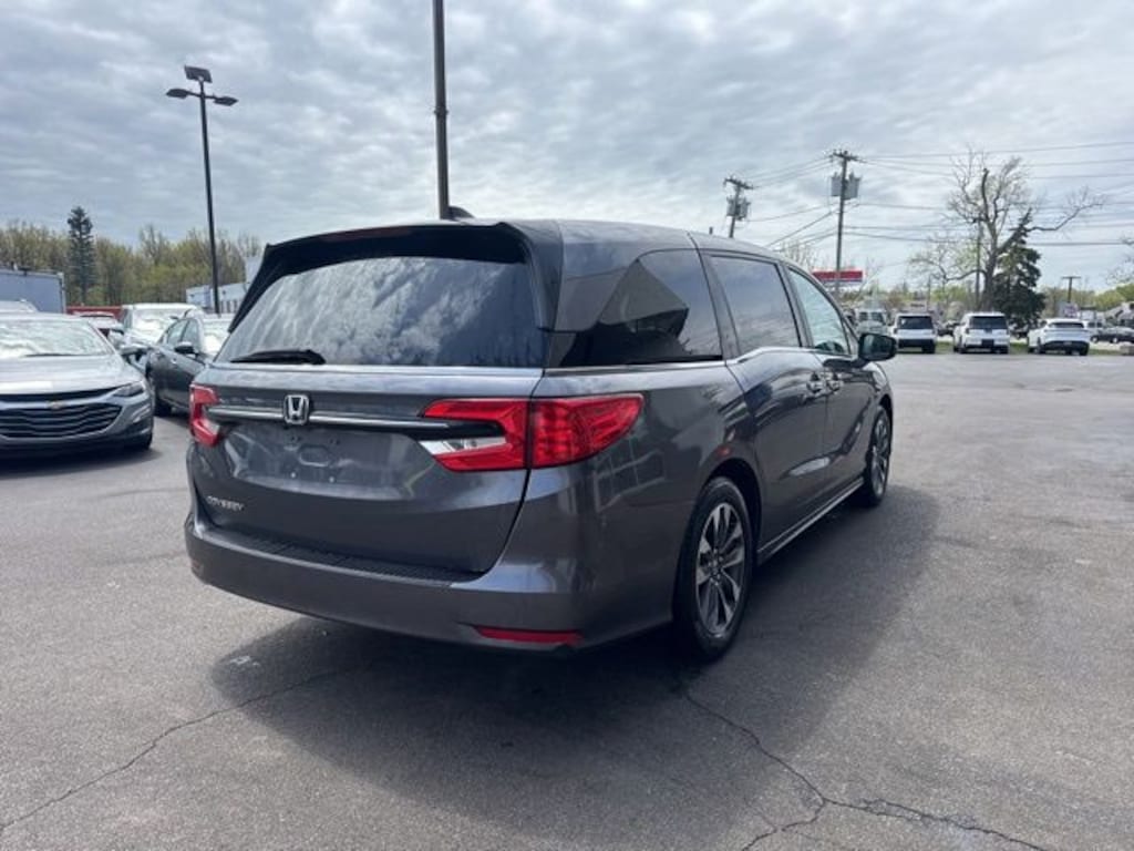 Used 2024 Honda Odyssey EX-L Minivan/Van