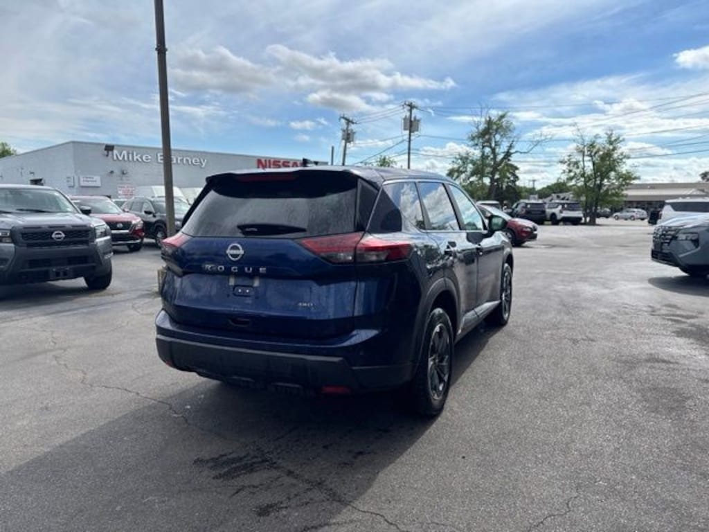 Used 2025 Nissan Rogue SV SUV