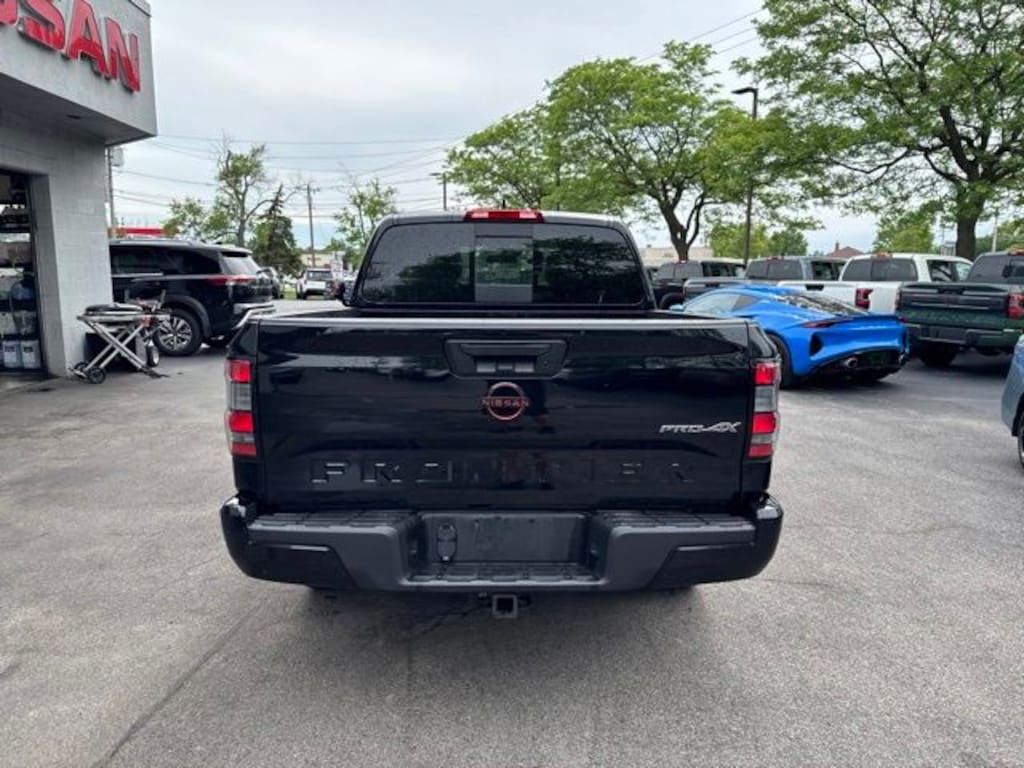 Used 2023 Nissan Frontier PRO-4X Truck