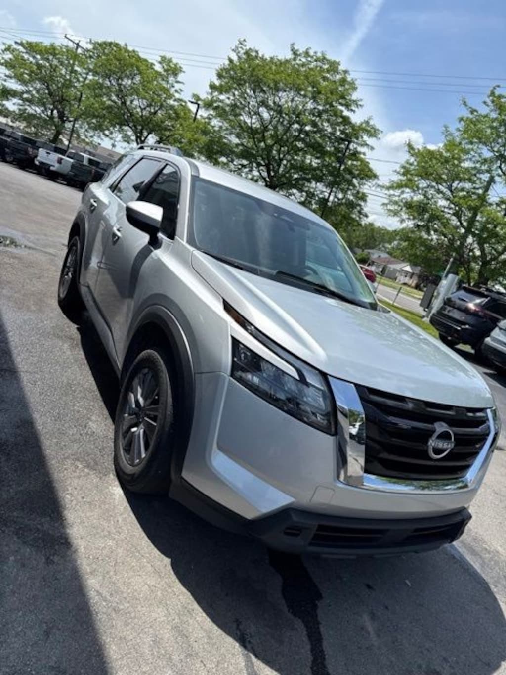 Used 2025 Nissan Pathfinder SV SUV