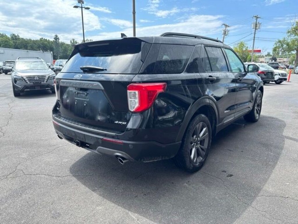 Used 2022 Ford Explorer XLT SUV