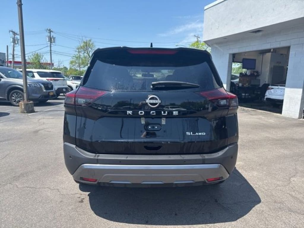 Used 2023 Nissan Rogue SL SUV