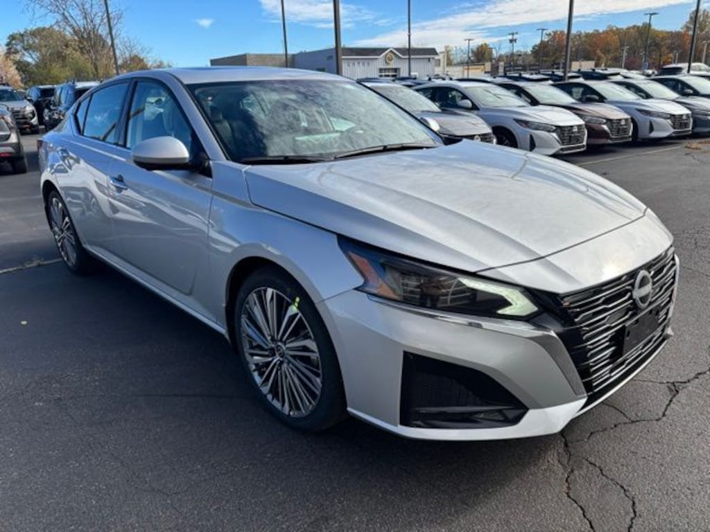 New 2025 Nissan Altima 2.5 SL Sedan
