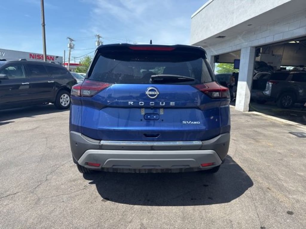 Used 2023 Nissan Rogue SV SUV