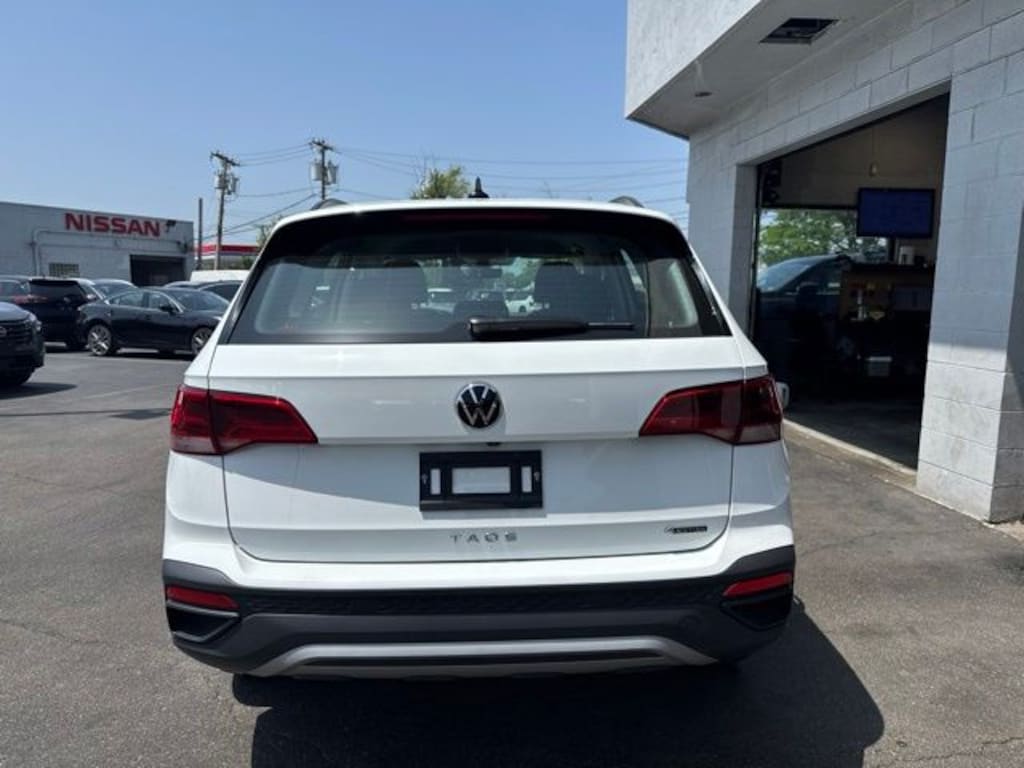 Used 2024 Volkswagen Taos 1.5T S SUV