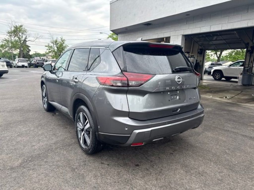 Used 2026 Nissan Rogue SL SUV